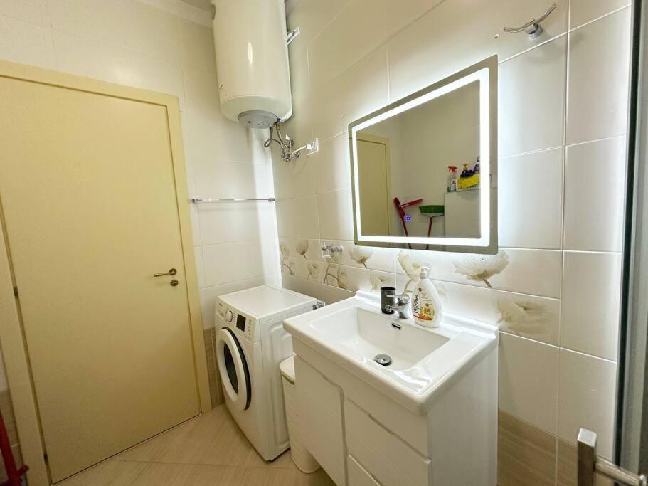 Jo-Al Apartment'S 2 ติรานา ภายนอก รูปภาพ